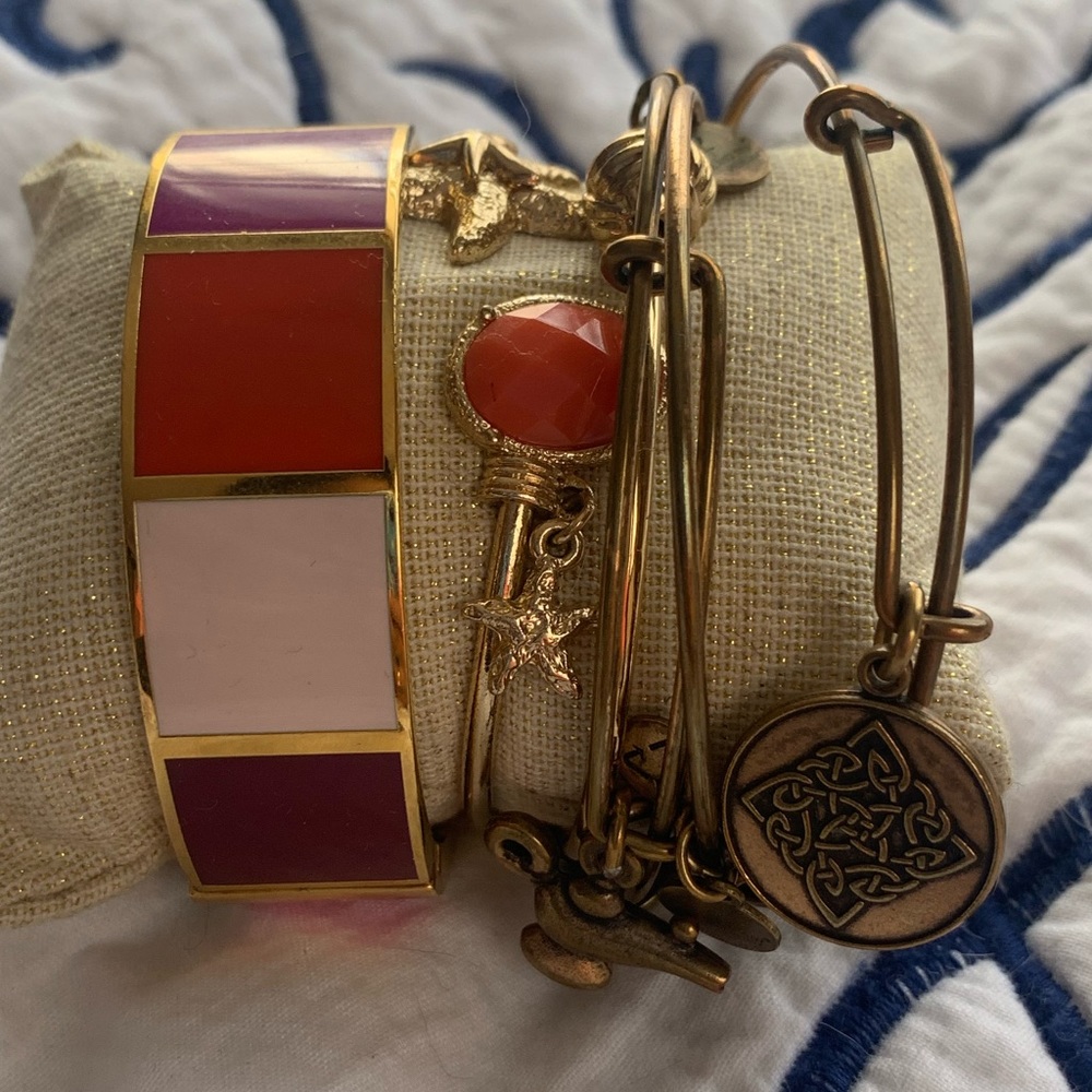 Bracelet Set